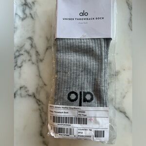 Alo unisex throwback sock athletic heather grey/black